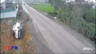 Mordern vehicle vs "ancient" vehicle