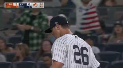 [Highlight] [Highlight] Yankees play some outrageously great defense to support their pitcher and the crowd goes wild