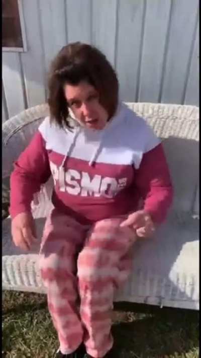 Woman pretends to have side effects of Covid vaccine