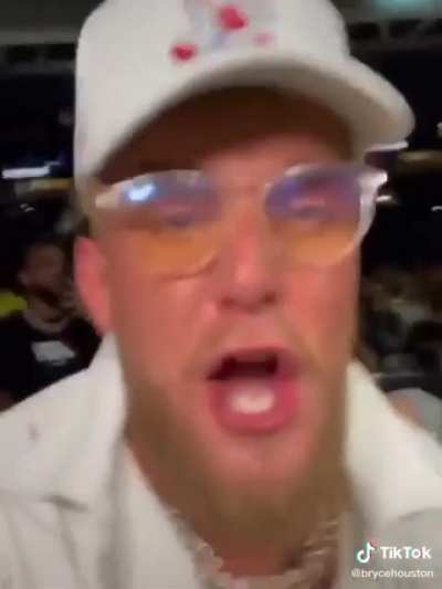Jake Paul cheers on his brother
