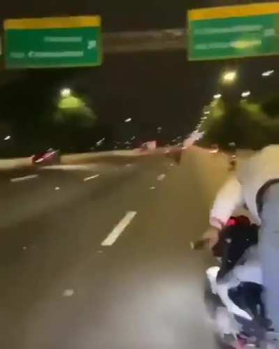What does the highway code say about this? ?