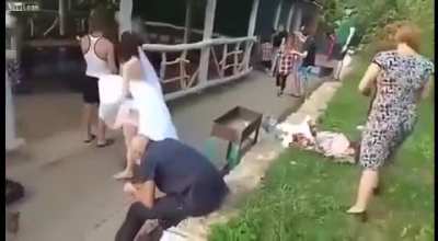 The most Russian wedding you'll see ?