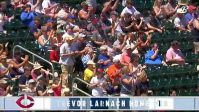 [Highlight] Trevor Larnach hits a monster solo homer clear over the batter’s eye in straightaway center