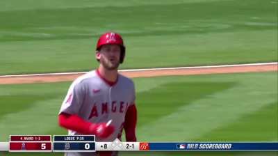 [Highlight] Taylor Ward has done it again and drives #14 for a solo shot