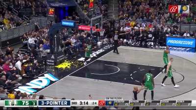 [Highlight] Haliburton hits the three to cut into Boston's lead.