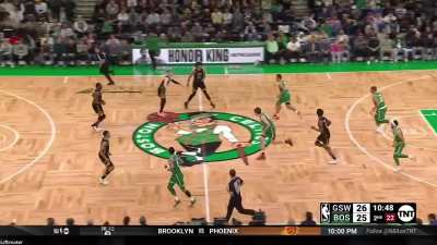 [Highlight] Draymond Green takes the "Kornet Kontest" challenge and comes up with an L