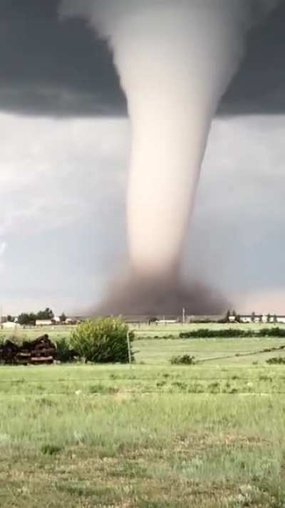 ? Tornado in Laramie, Wyoming
