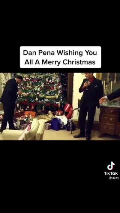 Rich asshole wishing the poors a Merry Christmas ?