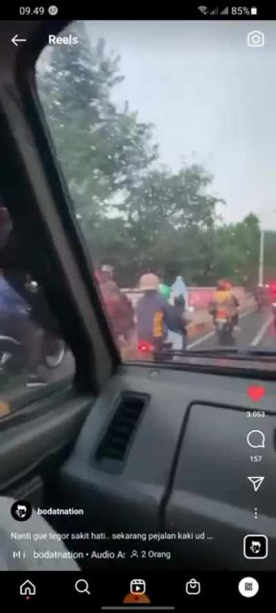 To ilegally use the sidewalk