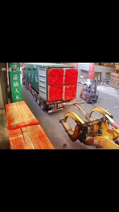 Loading up a container