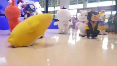 Thai banks’ mascots dance off???