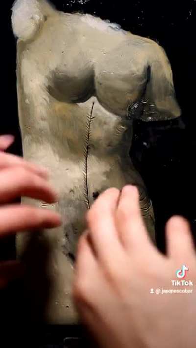Opening the torso of a painting