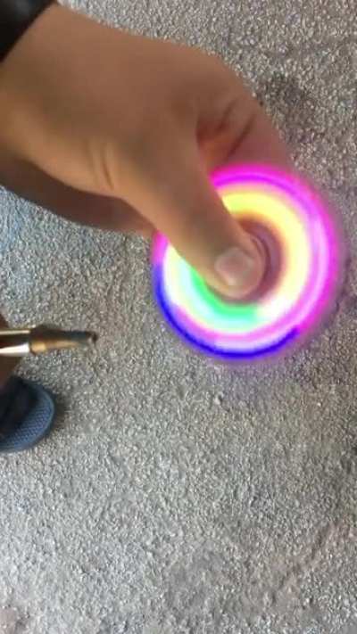 WCGW trying to speed up a fidget spinner to Mach speed?