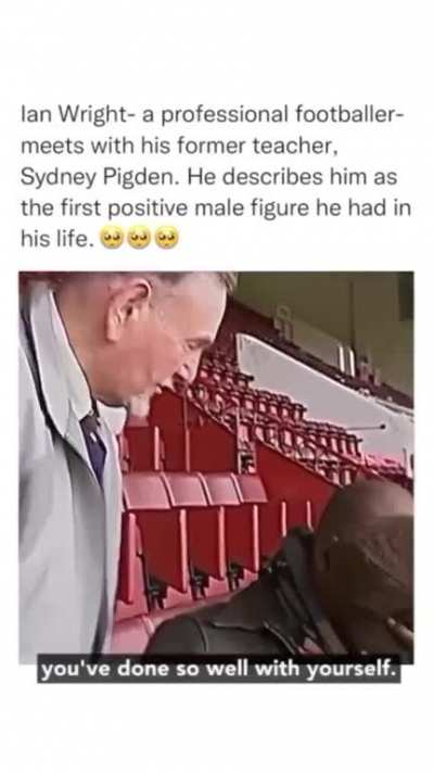 The way his faces changed seeing his old teacher?