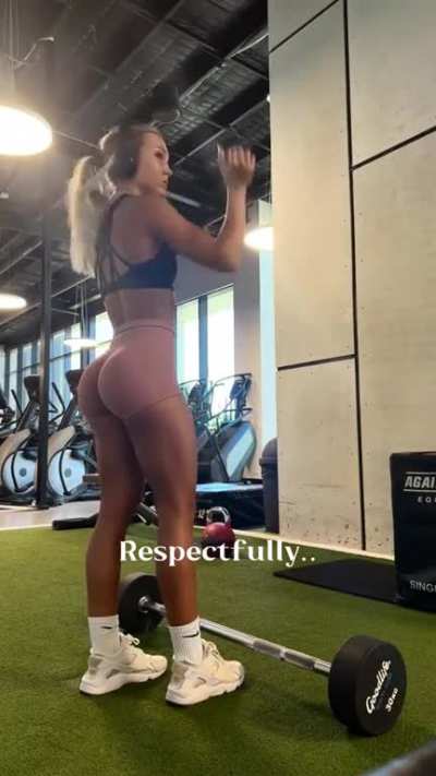 I want to bury myself in that pussy.