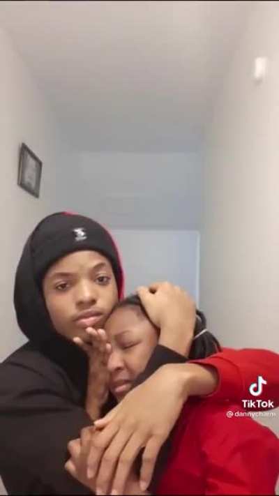 Found this on tik tok, I find it weird.