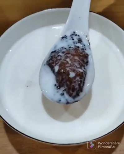 Cocoa powder's hydrophobic quality