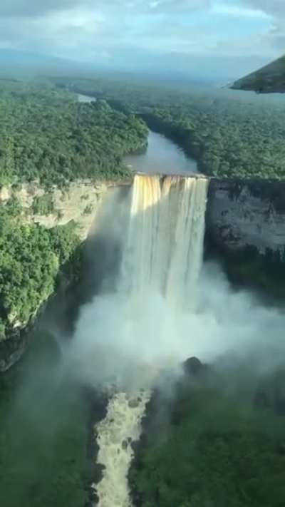 ? Kaieteur Falls in the Amazon rainforest, Guyana ?