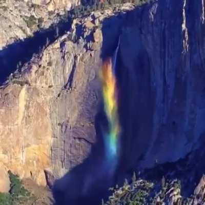 ? Waterfalls at Yosemite