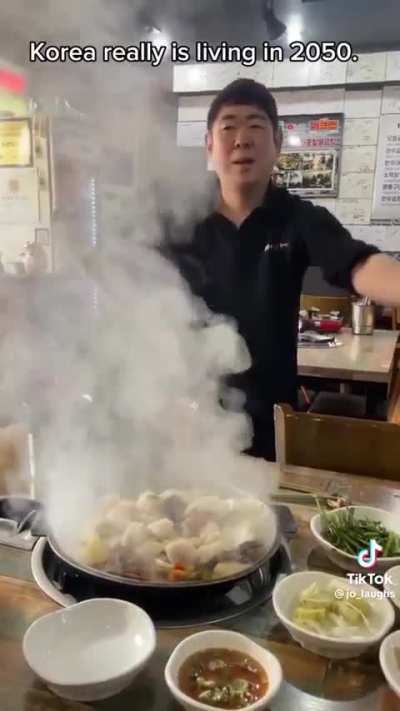 Chef warms Food with a FireBall ???