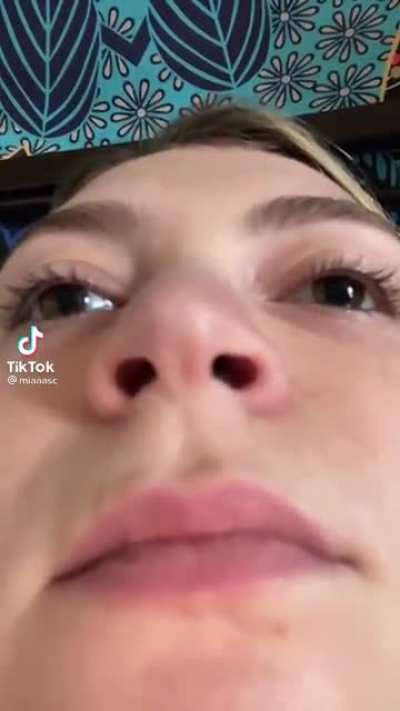 Nose making some moves.