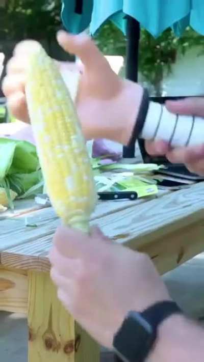 Yeah! I need this in my life... HandCob?
