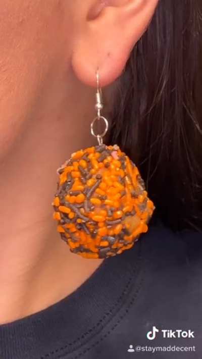 doughnut hole earrings