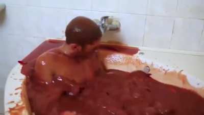 bathing in 1250 bottles of hotsauce