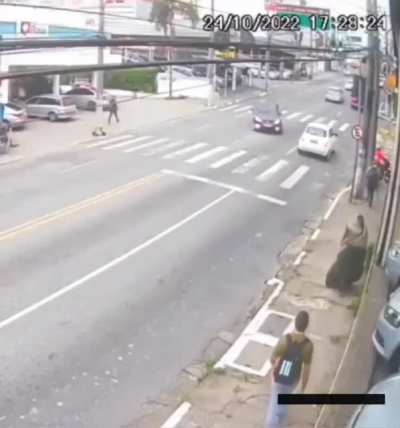 That's why you should cross the street whenever you see someone creepy !!