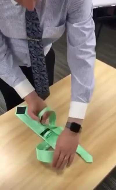 Fastest Way to tie your Tie