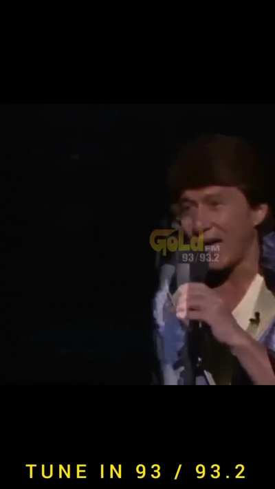 Jackie Chan sings Elvis Presley's "Can't Help Falling In Love" - 1998