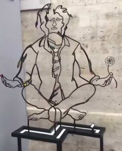 Anamorphic sculptures