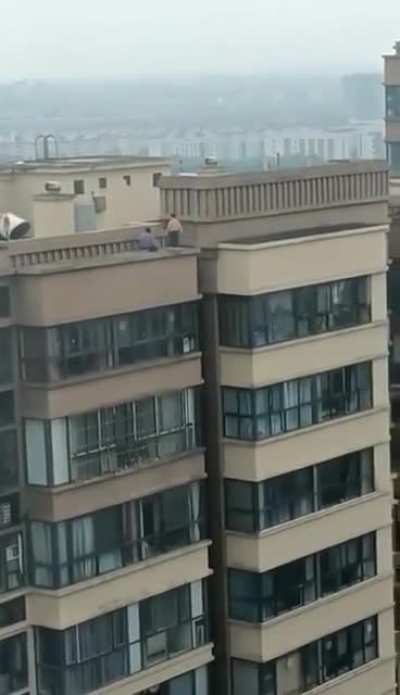Kids learning parkour ?