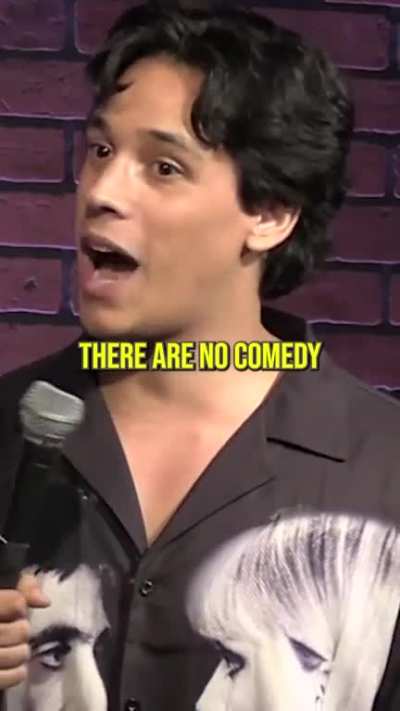 to heckle a comic