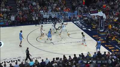 [Highlight] Rudy Gobert blocks Ja Morant's shot and Bogdanovic hits a three on the other end to give the Jazz the lead with 2 minutes remaining.