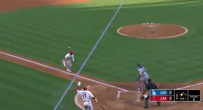 [Highlight] [Highlight] David Peralta fires a perfect throw to home to cut down Rengfio at the plate and keep the game scoreless