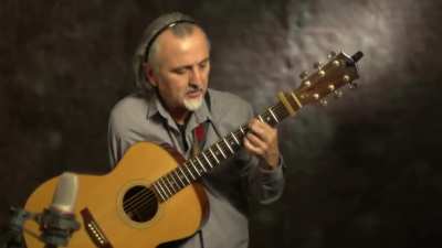 One handed guy plays guitar better than people with two hands