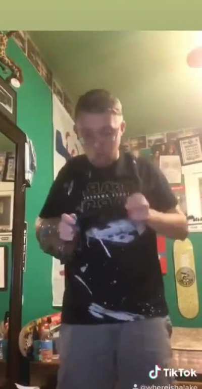 very catchy cringe here