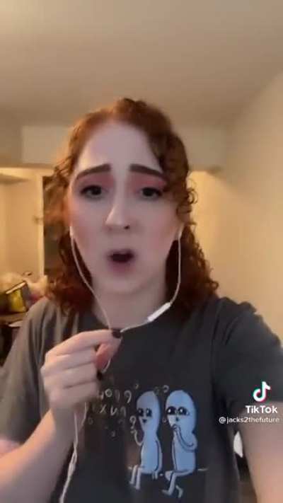 Trump worshipping Qanon Karen asks a question, and gets an answer from a Biden voter