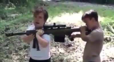 Dwarves using a big gun