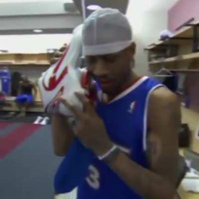 Allen Iverson answers Shaq's shoe phone 2005 NBA All Stars Game