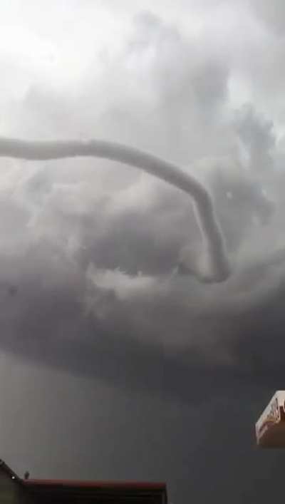 ? Fascinating (and terrifying) video of a Tornado forming. Filmed in Chihuahua, Mexico May, 2017