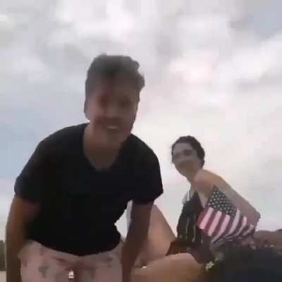 HMC while i try to take a photo