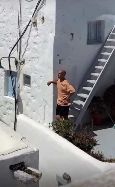 Just play it off like it was intended