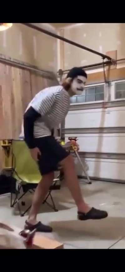 Wonderful mime