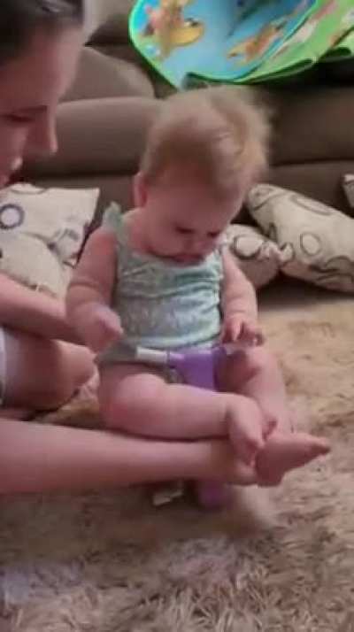 Baby laughs are the best ??