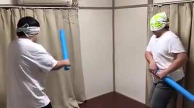 These people playing blind swordfight using their 6th sense