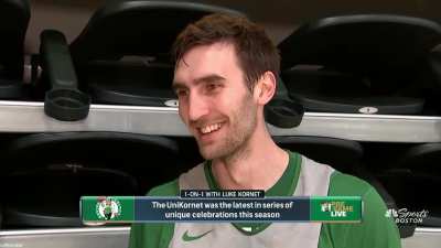 [Highlight] Luke Kornet explains his unicorn celebration is "Princess Unicorn" from The Office