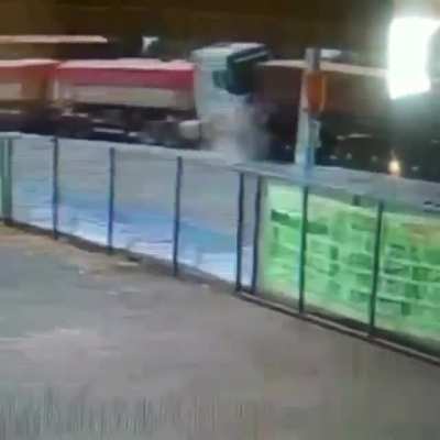 car is crushed by two carts