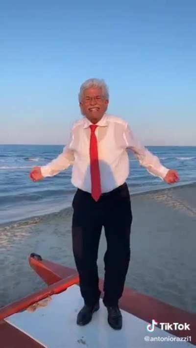 Just an italian senator...